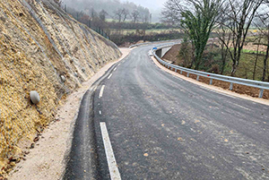 Rekonstrukcija ceste med naseljema Gabrje in Pangrč Grm